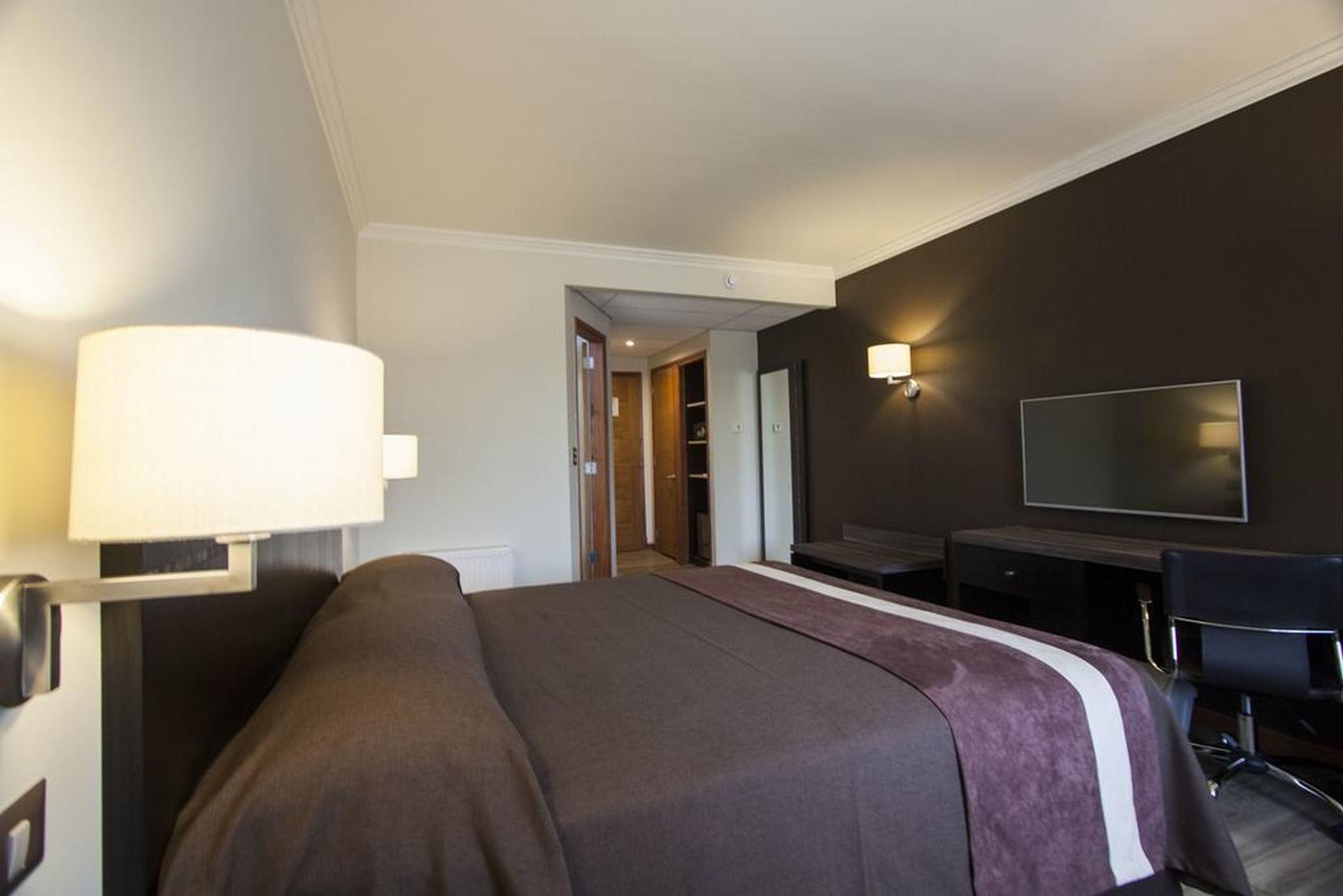 Hotel Diego De Almagro Osorno Bagian luar foto