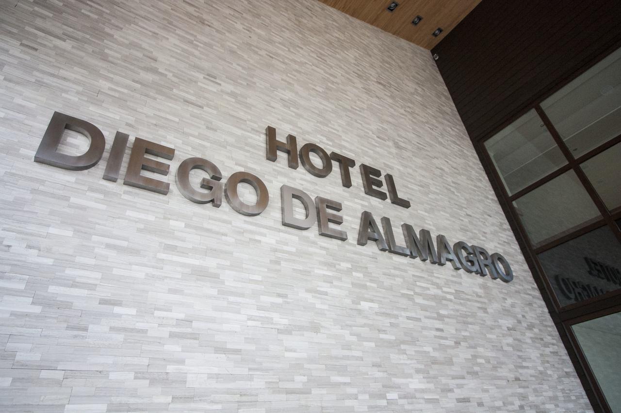 Hotel Diego De Almagro Osorno Bagian luar foto