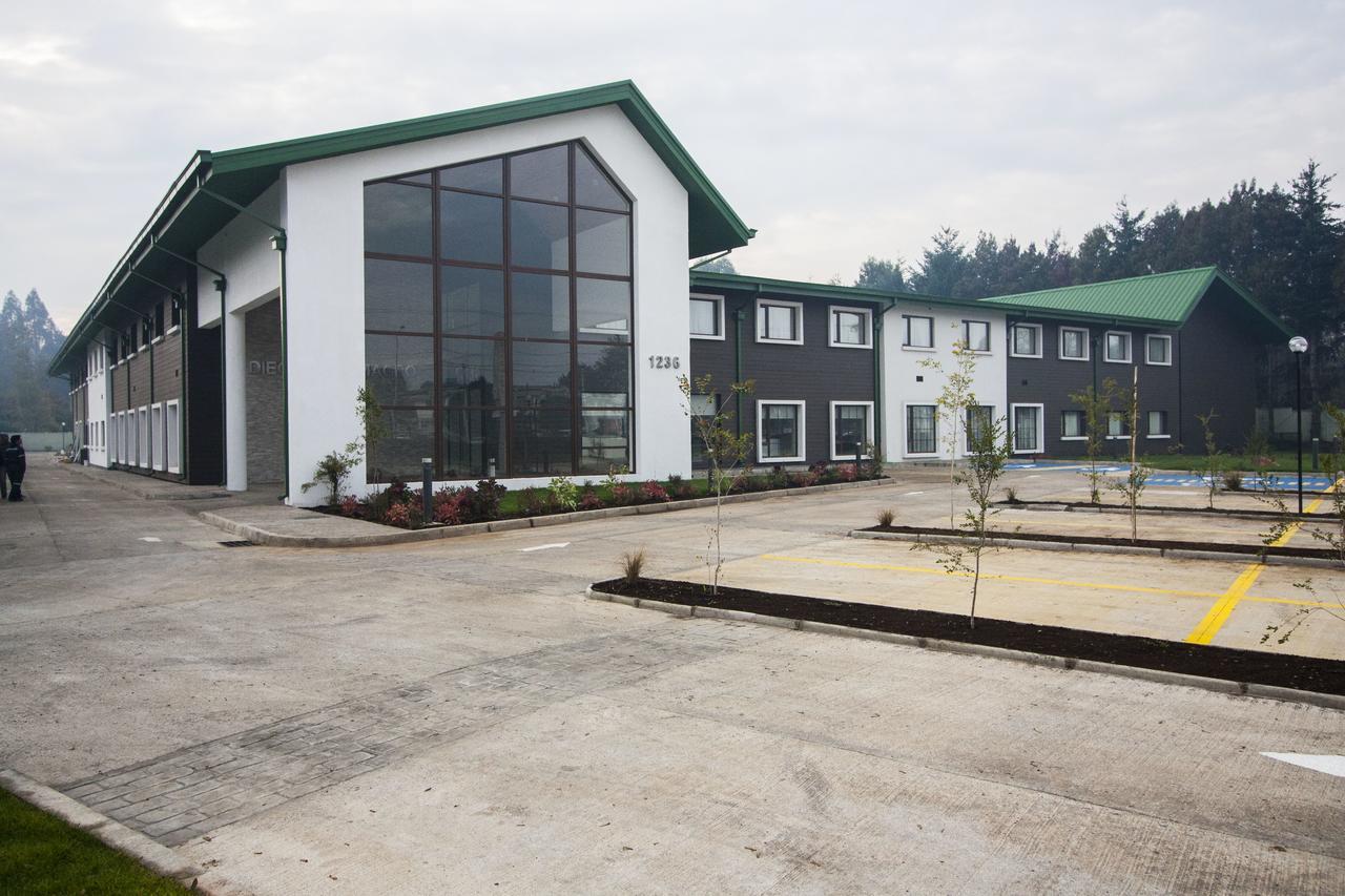 Hotel Diego De Almagro Osorno Bagian luar foto