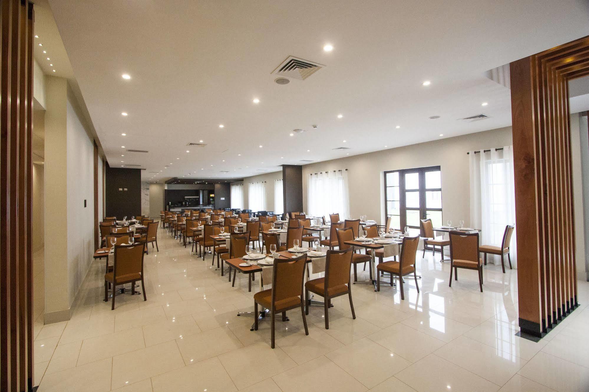 Hotel Diego De Almagro Osorno Bagian luar foto
