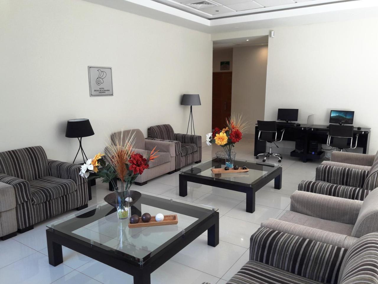 Hotel Diego De Almagro Osorno Bagian luar foto